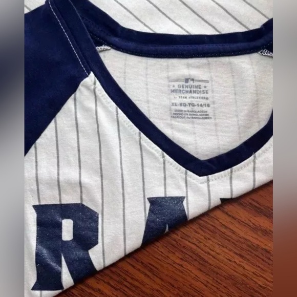 Tampa Bay Rays Jersey Style T-Shirt Girl's
Sparkle Pinstripe Shirt YXL 14 / 16 - Picture 4 of 7